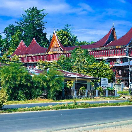 Hotel Pilihan Sorong Zewnętrze zdjęcie