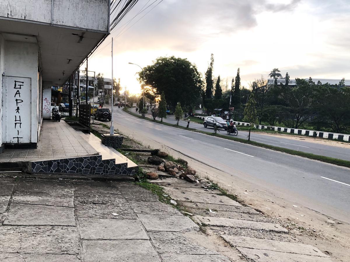 Hotel Pilihan Sorong Zewnętrze zdjęcie